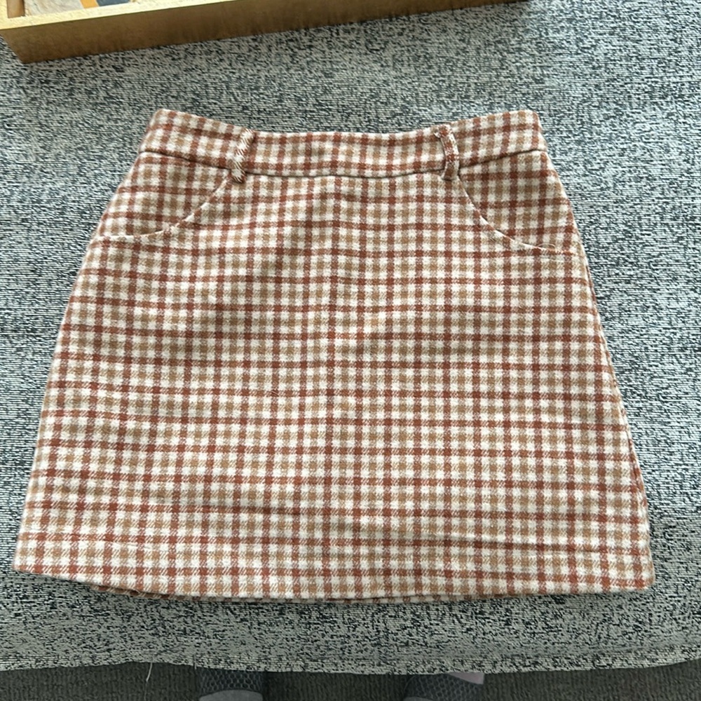 Cream & brown wool blend mini skirt!!